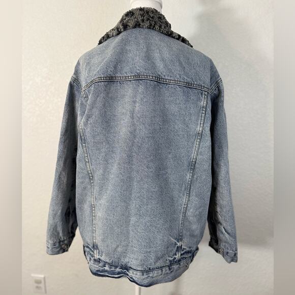 We The Free Wild Ones Sherpa Lined trucker denim jacket Casual Cozy Boho Leopard - Picture 3 of 10
